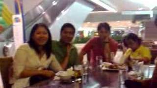 my elementary classmates at mall of asia