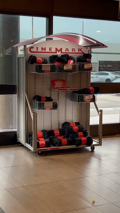 #cozyblanket #cinemark