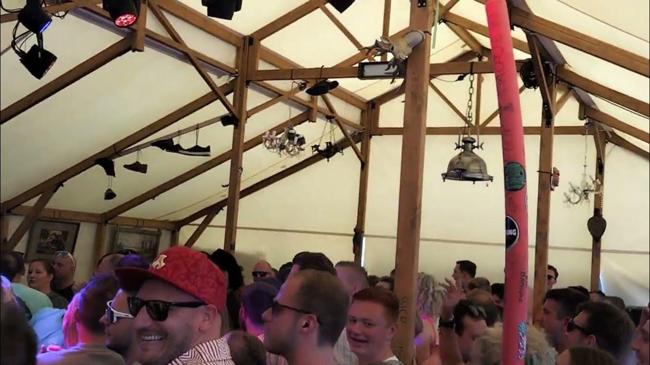 Defqon.1 | 2025 | Stampkroeg | Outsiders | Effe Serieus - Baila De Gasolina (Hardstyle Mix) Defqon.1 | 2025 | Stampkroeg | Outsiders | Effe Serieus - Baila De Gasolina (Hardstyle Mix)