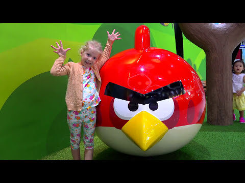 Самый крутой парк  Энгри Бердс Приключение в Angry Birds Невероятный детский парк с веселыми птицами