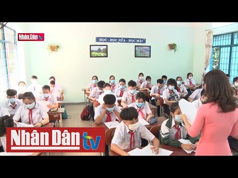 Video Học sinh THCS, THPT tại Đà Nẵng chính thức đến trường - YouTube