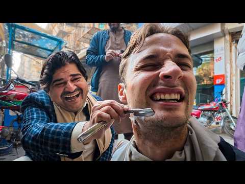 Street Shave with Peshawar's most famous man (Pakistan 🇵🇰)