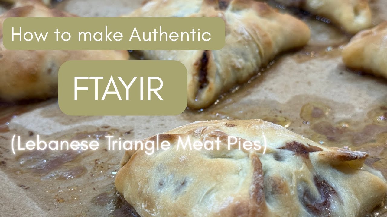 Давайте приготовим наши восхитительные треугольные мясные пироги, такие простые в приготовлении и...