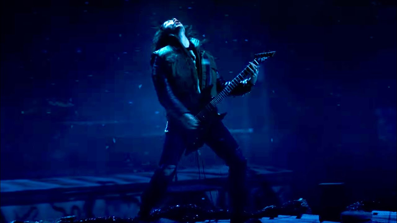 Eddie Munson’s Guitar Scene • Stranger Things 4 • Song: AC/DC - Back In ...