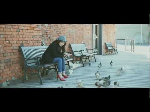 吉高由里子 グリーンレーベル CM スチル画像。CM動画を再生できます。 吉高由里子 グリーンレーベル CM スチル画像。CM動画を再生できます。