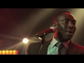 Capture de la vidéo Orchestra Baobab - Fayinkounko (Official Video)