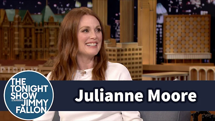 Julianne Moore Made Awesome Mommy Bitmojis