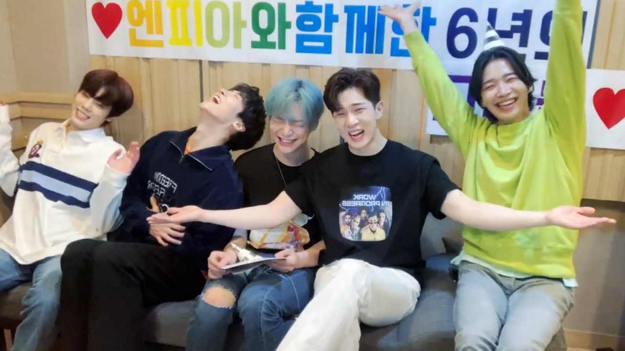 [엔플라잉] 6주년 브이앱 웃긴 모먼트 ㅋㅋㅋㅋㅋㅋ