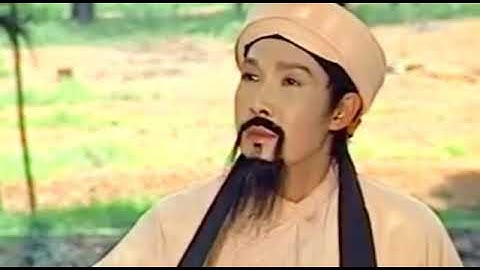 NSUT Vũ Linh & NSUT Tú Sương : Áo cưới trước cổng chùa