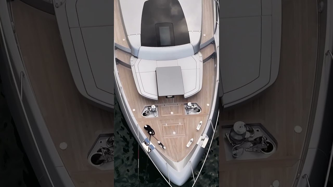 Riva 90 Argo MEMORIES Pairs Sculptural Form With Performance 
