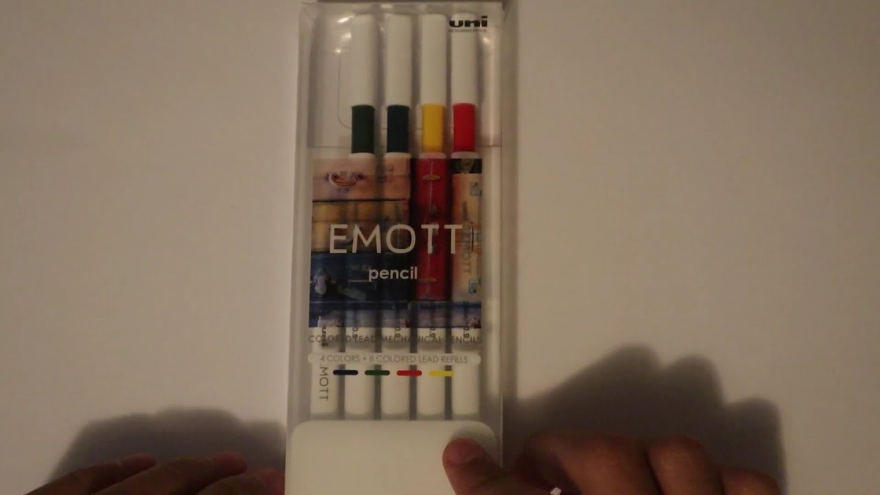 Uni emott Colored Pencil 4 Colors 0.9 No.1 Refresh Color