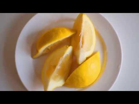 Clean Your Microwave Using Lemon And Water - AA Life Hacks