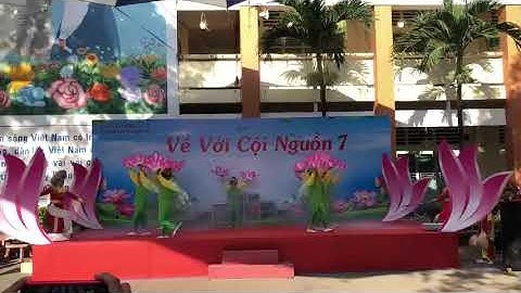 Múa HÀO HÙNG VIỆT NAM lớp 4/10 trường TiH-Phan Chu Trinh quận Tân Phú