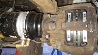 Download Lagu Well thats the MAN TGL horsebox all done, brakes, track rod ends, exhaust and air tanks 👍👍 MP3