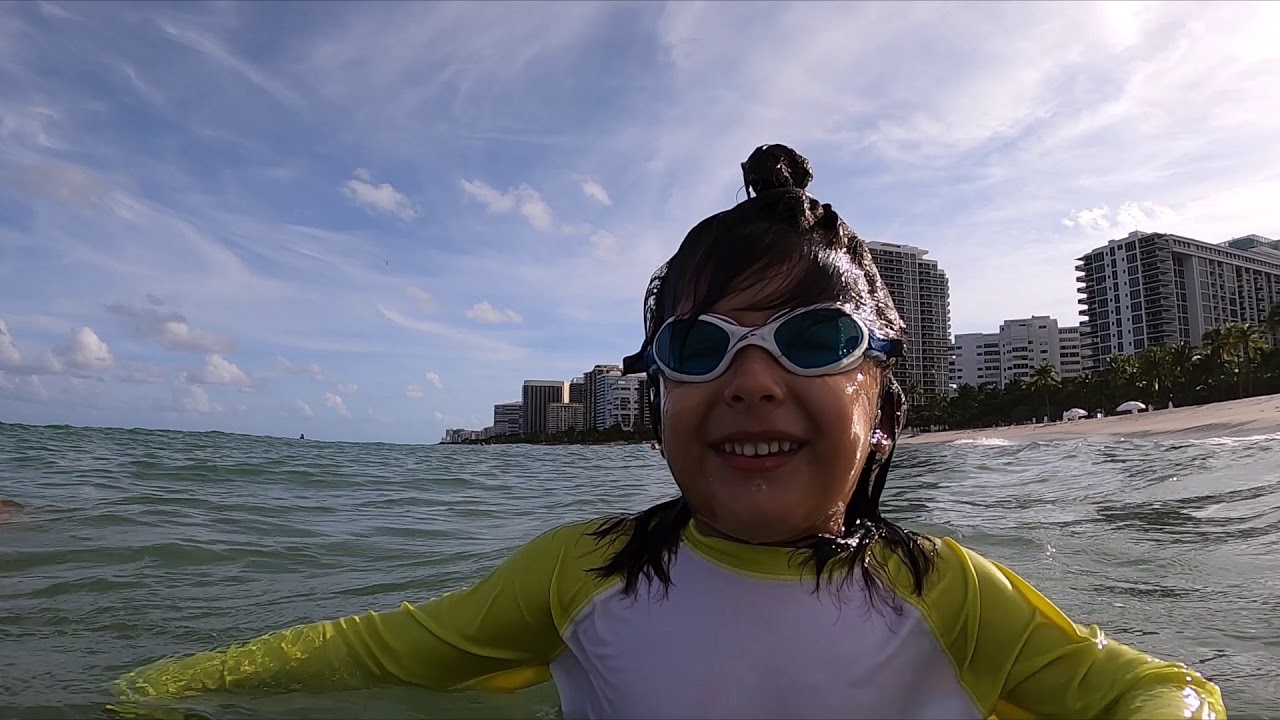 LITTLE GROM SURFING LESSONS! / Harbour House / @surfmiamibeach