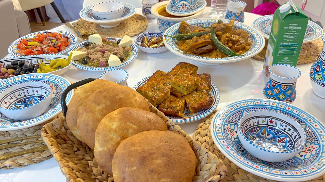 دبارة رمضانية لليوم 13🌙⭐️كسكسي بالعلوش / سلاطة مشوية / طاجين احمر / شربة / خبز طابونة / سلاطة طماطم