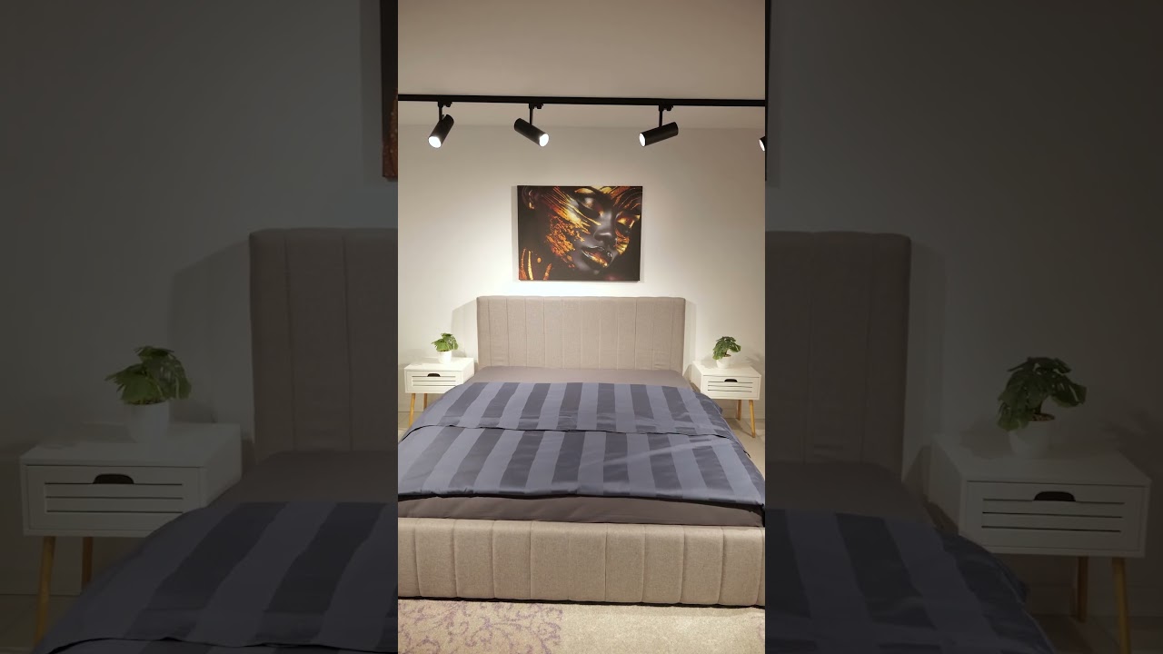 Pat tapitat Maldive cu somiera rabatabila si lada de depozitare de la 1633 lei. 