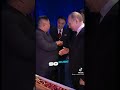 رئيس روسيا بوتين ورئيس كوريا الشماليه         