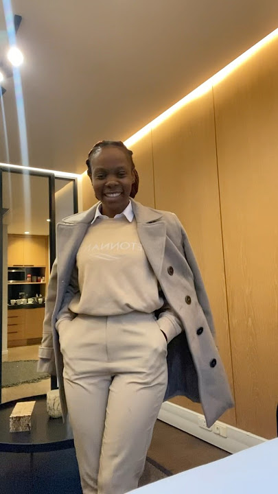 He is promise keeping God 🤍#ootd #corporategirl #jesusthisjesusthat #mondaymotivation
