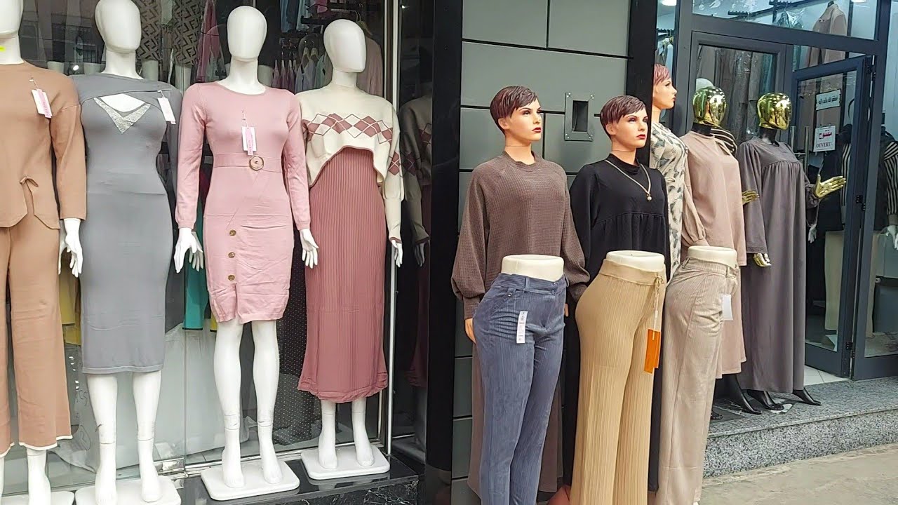 جولة تهبل في شلف محل بيجامات ومديلات نويزات للعرائس