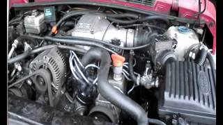 3.9 litre V8 EFi engine