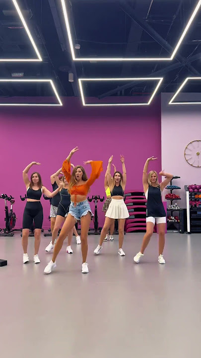 La Isla Bonita dance Madonna учу танцевать с нуля. Инста: fitness_rio_rimma