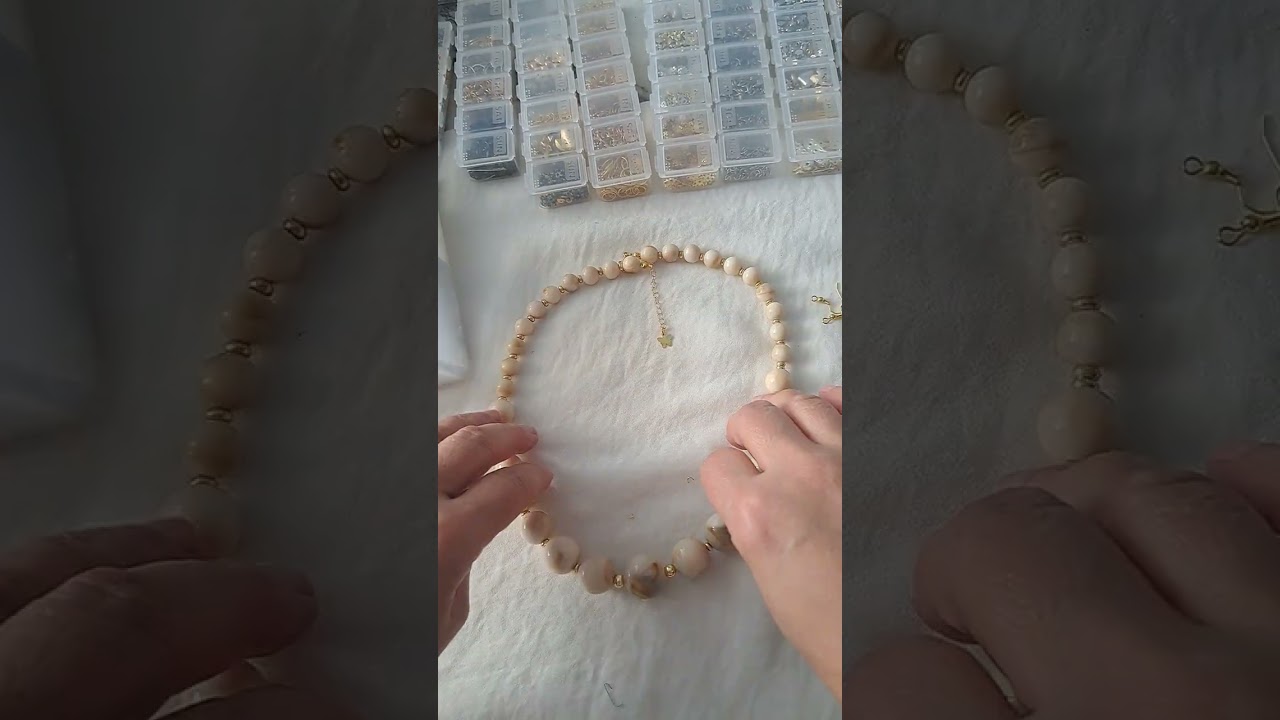 Boncuk ile bileklik kolye ve küpe seti yapımı. 