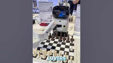 SenseRobot Chess gepresenteerd op CES 2025