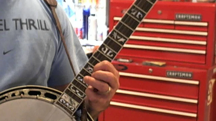 LOTW - Banjo Lessons: Up the neck - Scruggs backup...