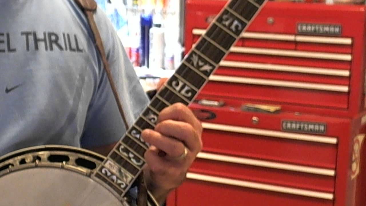 LOTW - Banjo Lessons: Up the neck - Scruggs backup licks up the neck