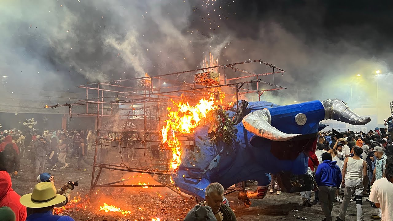 Tradicional Quema de Toros Zapotitlán 2026 | 4K UHD