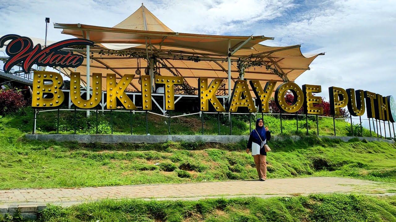 Review Jujur Bukit Kayoe Putih, Mojokerto