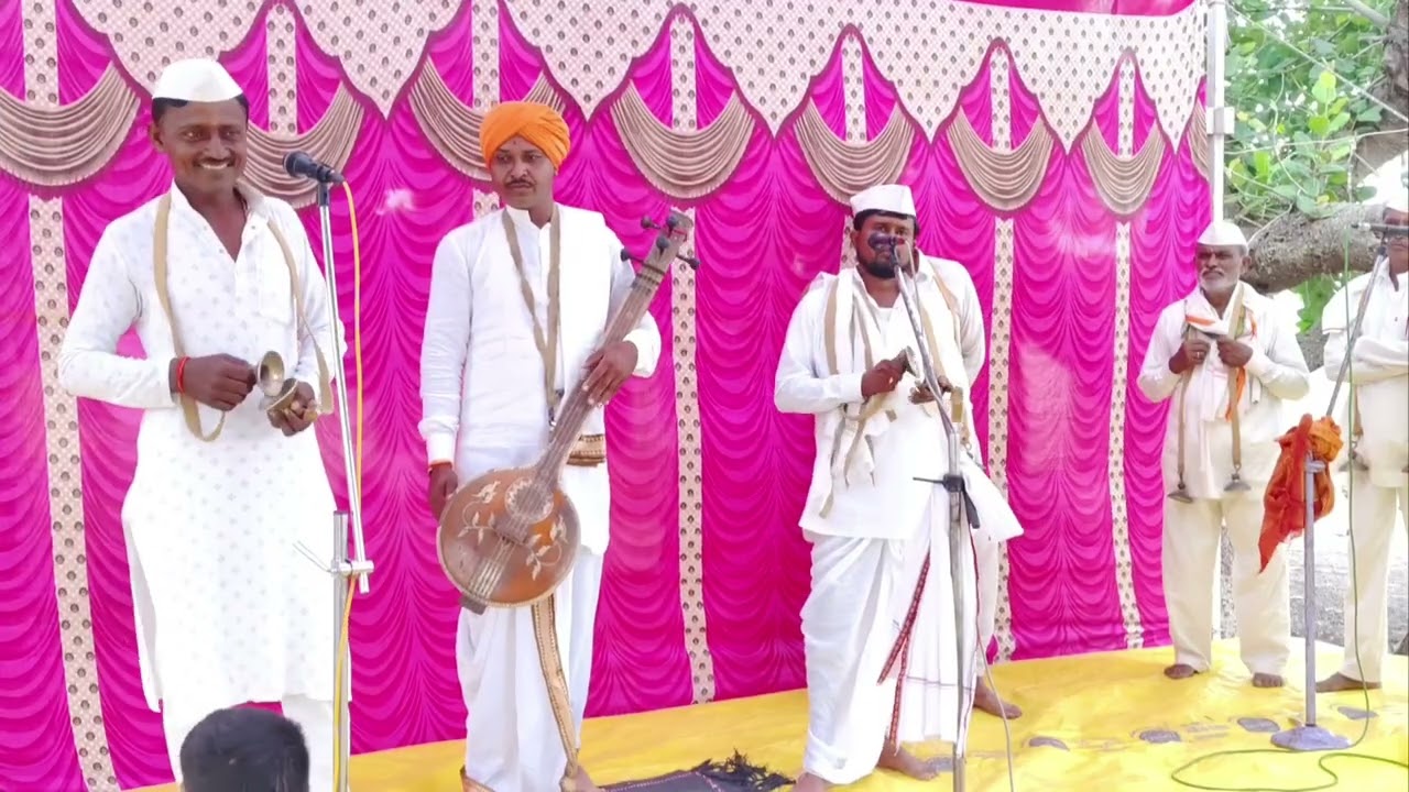 खूप गोड गायन रामेश्वर म शिंदे व विक्रम म चिलगर यांची यांची जुगलबंदी व कीर्तनकार शिवाजी महाराज मते 