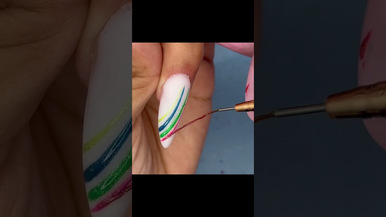 Uñas arcoíris 🌈 