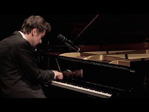 Very fast piano song   Key Engine   Luca Sestak Duo Live