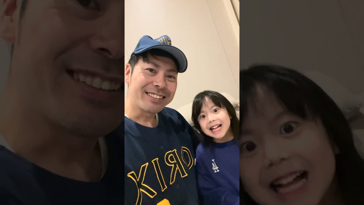 Akira menciptakan bahasa Campur, campuran bahasa Indonesia dan Jepang.【terimakasih maaf】インドネシア日本語MIX