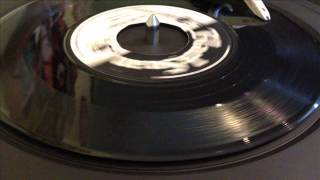 Download Lagu Young Love - Lloyd Clarke MP3