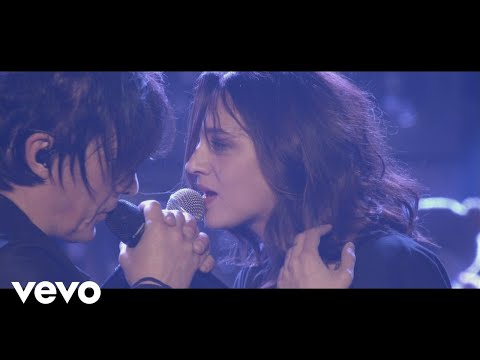 Indochine - Gloria (Alcaline, le concert au Trianon 2017) ft. Asia Argento