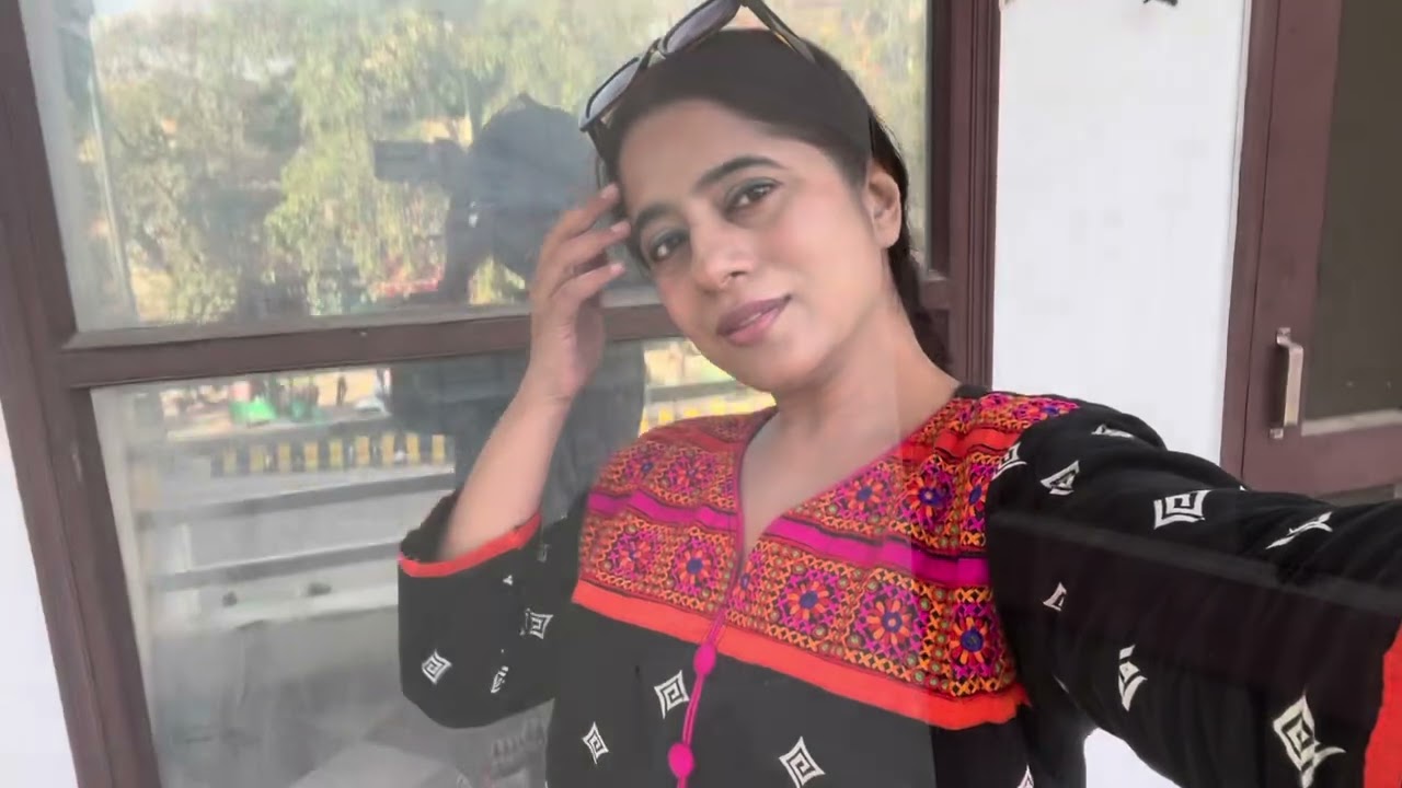 Hotels to stay near Gurgaon Railway Station | Gurgaon railway station ke pass kahan rahein #gurgaon