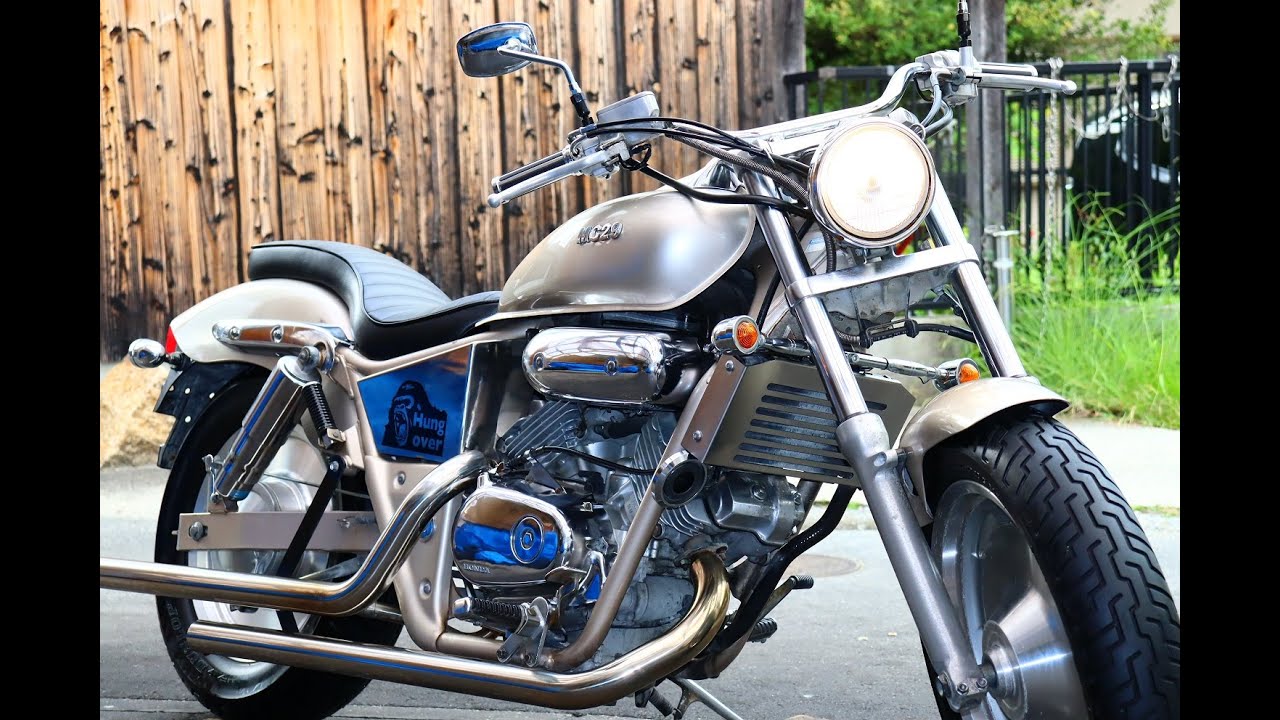 ☆Vツインマグナ マグナ 250 S☆快調セル一発☆大人なカスタム!外装 ☆Vツインマグナ マグナ 250 S☆快調セル一発☆大人なカスタム!外装