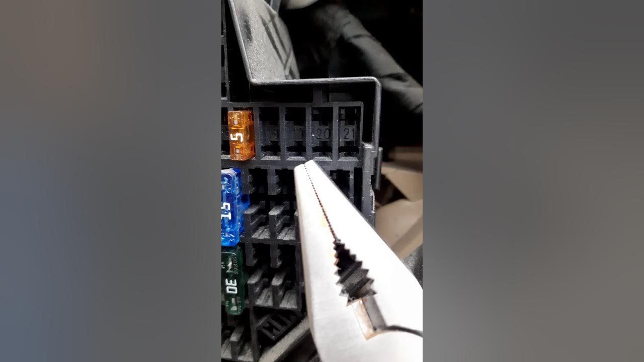 Mk5 jetta turn off alarm noise - YouTube