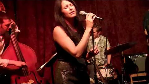 Alyssa Graham sings "America"