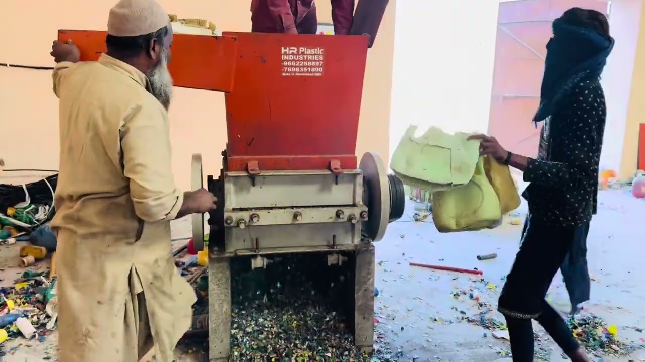 Plastic Cutting Machine