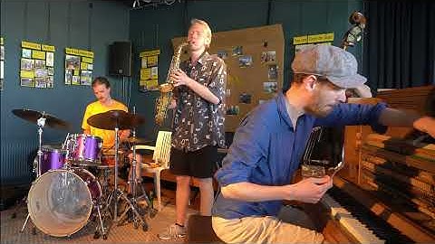 The Skills of Ignorance Live at RozeTanker Amsterdam