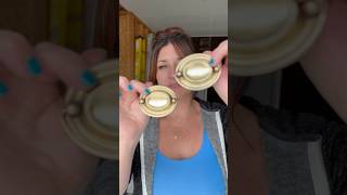 Cleaning antique brass pulls. #diy #tipsandtricks #brasspulls #furnituremakeover