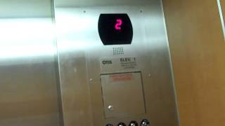 Otis Series 5 Traction elevator@Bridge between Baylis building and cancer Building Springfield IL