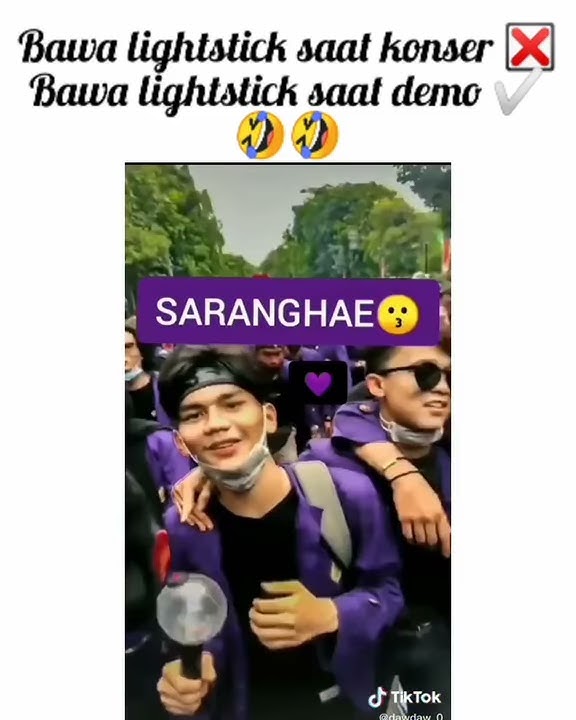 Ketika Fanboy ikut demo,Cogan terdepan tonton sampe akhir