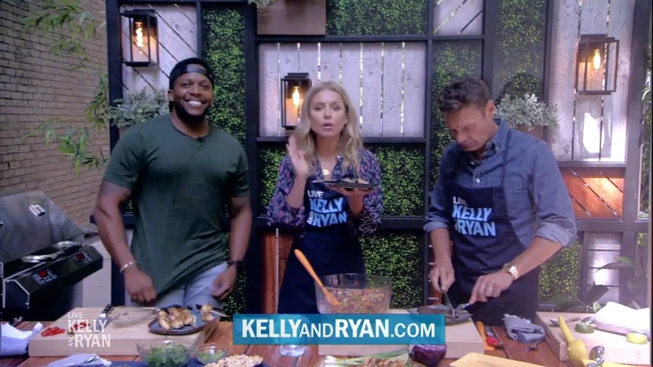 Foodfluencer Friday FaceOff Kevin Curry YouTube