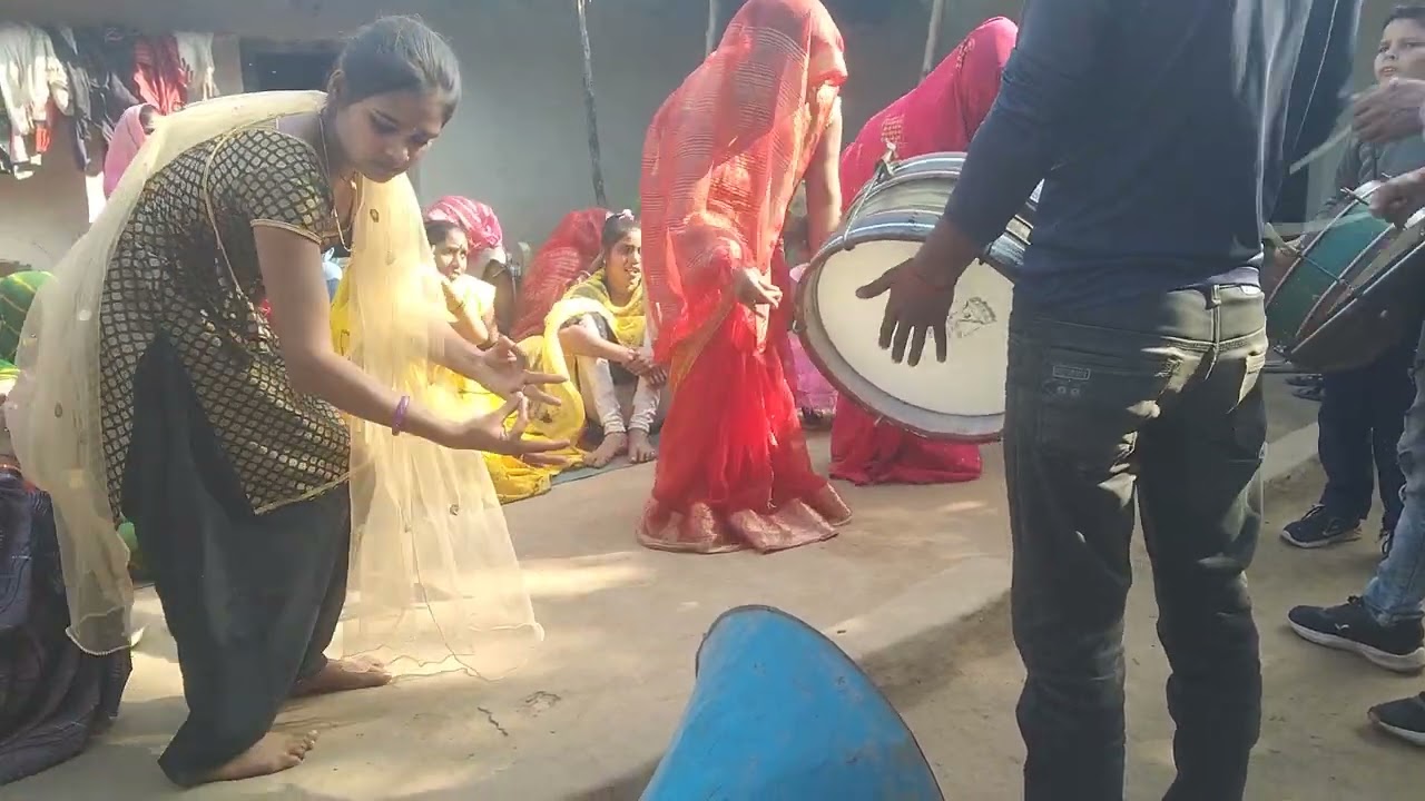 बघेली#डांस#बेदर्दी चुम्मा ले के चले गए#Bagheli#dance#Bedardi#chumma#le ke chale gaye#dadra#dance