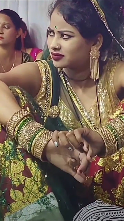 गोरी हस के बोलो बोल तनक मन सबके राखो रे बुंदेली नचनारी वायरल वीडियो न्यू #new #newtrending #viralnew